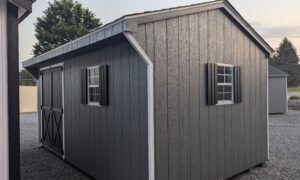 (Building #045) 10x16 Carriage House